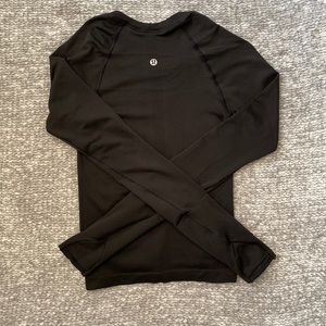 *GENTLY USED* Swift Tech Long Sleeve (race length)- LULULEMON SIZE 0